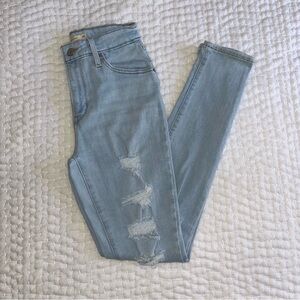 Levi's 721 Ripped Skinny Jeans